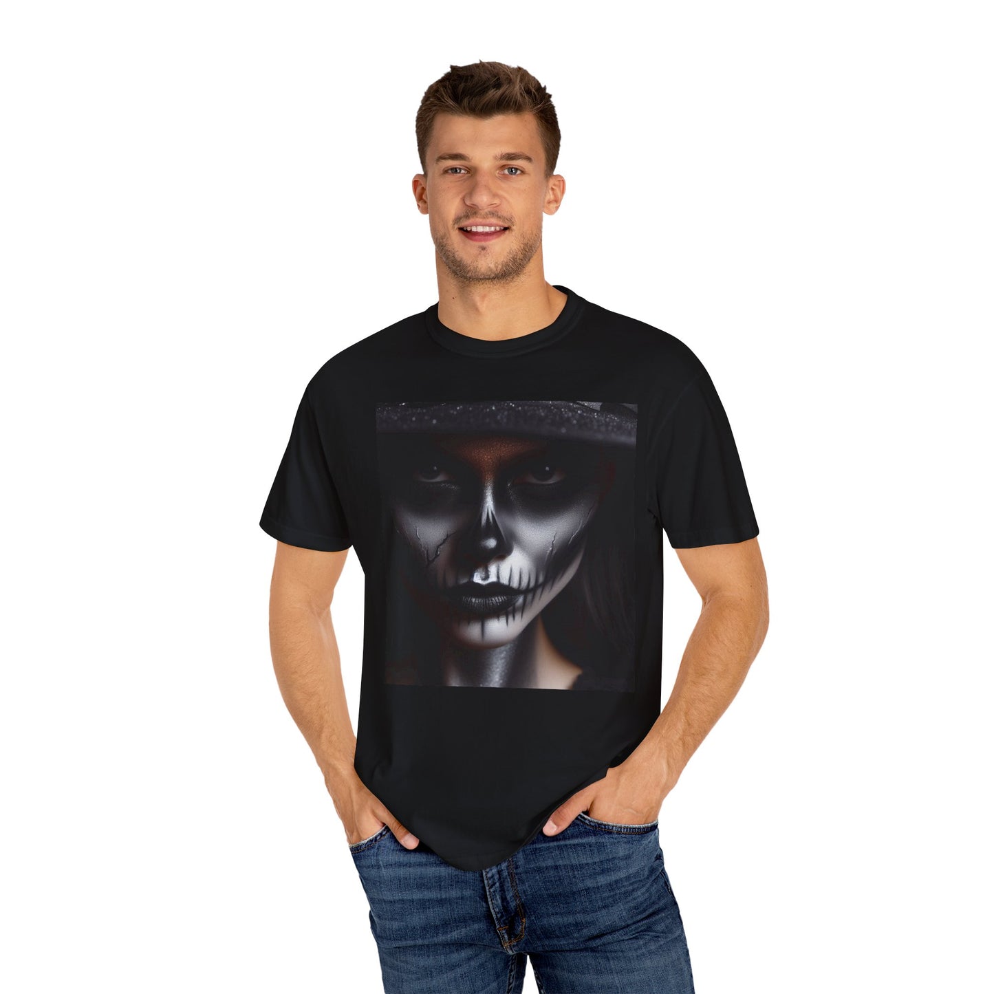 Beautiful witchy woman, sexy T-Shirt with a gothic design - Edgy Tee for edgy people.