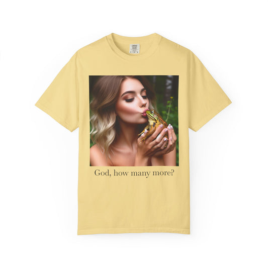 Kissing Frogs Women's T-Shirt with Frog and Quote | Casual Wear, Animal Lovers, Trendy Gift